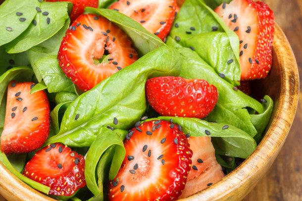 Strawberry and Spinach Salad