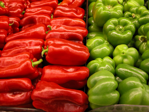 red and green bell peppers