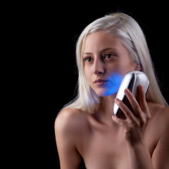 acne light therapy