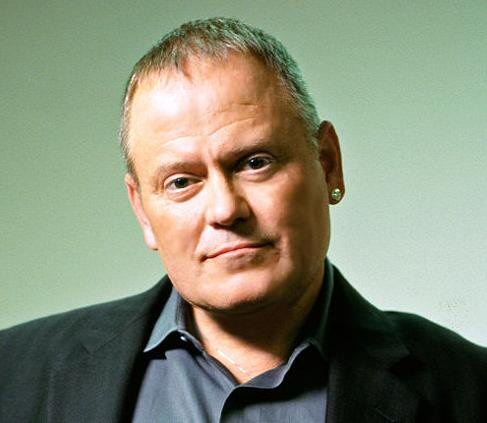The CEO of GoDaddy, Bob Parsons, in 2011 not only made the questionable decision to kill an elephant but also chose to brag about it via social media.