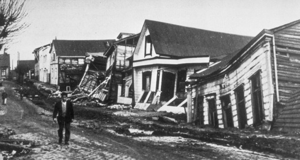 1960 Earthquake Damage to Wood-frame Houses in Valdivia, Chile