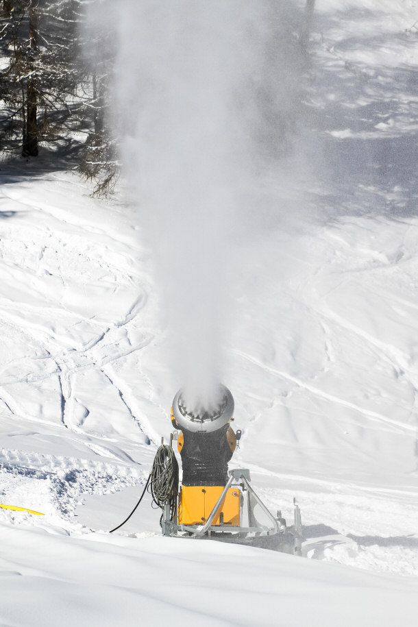 fake snow snow machine snow maker ski slope