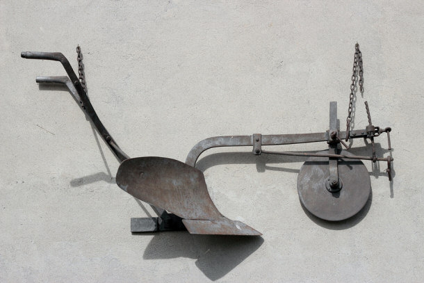 Old manual Plow