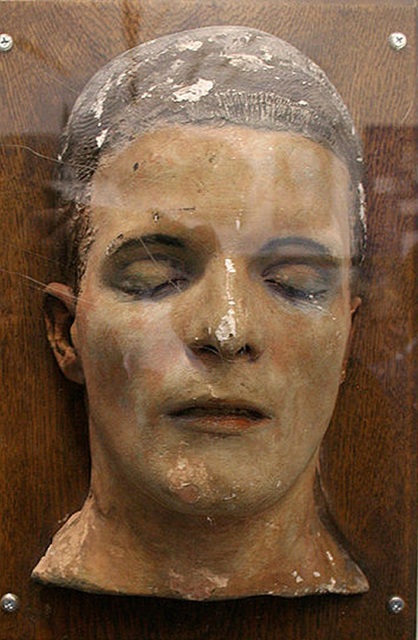 Death Mask of the Torso Murderers Fourth Victim - Made in an Attempt to Identify The Victim by Cleveland Police Department