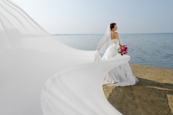 Long bridal train