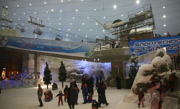 Close-up of Chairlift Inside Ski Dubai