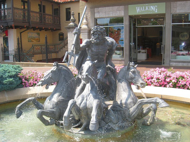 Fountain Among Shops at Country Club Plaza - Kansas City, MO