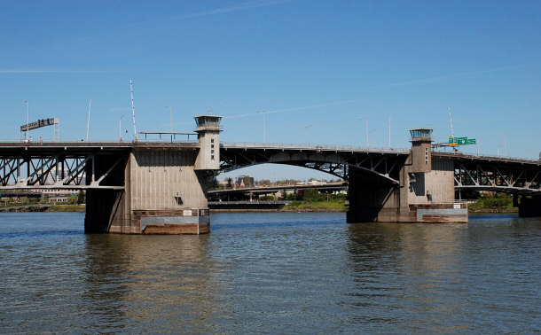 Morrison Bridge