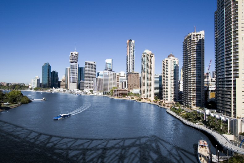Brisbane is filled with world class theme parks, natural scenery and vibrant arts.
