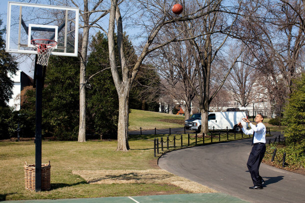 President Obama shooting baskets