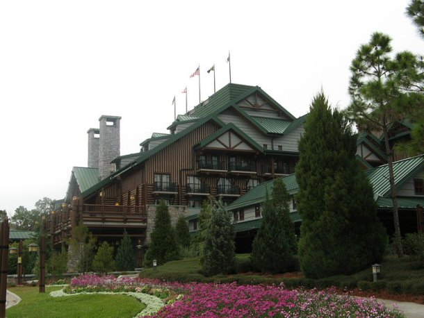 The Wilderness Lodge and Villas main entrance building in Disney World.