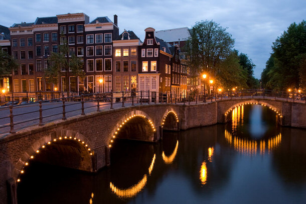 historic canals of amsterdam