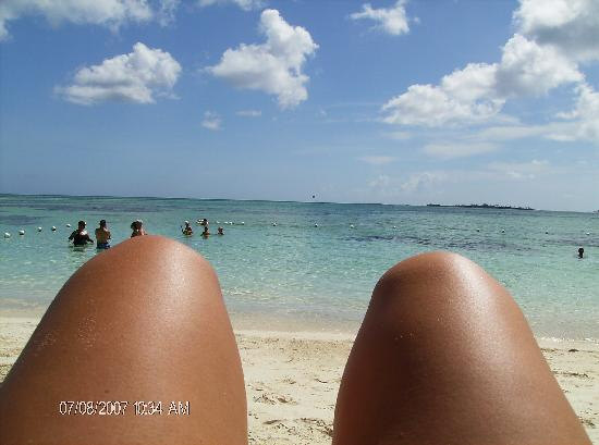 Sunbather's View at Cable Beach, Paradise Island