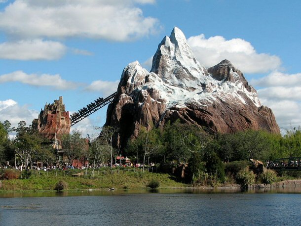Perhaps one of the only things that you absolutely have to see while you are at Disneys Animal Kingdom is Expedition Everest, this is themed to look as if you are on a trek to climb to Mount Everest with a group of hikers. 