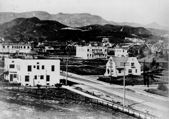 Intersection of Hollywood and Highland in 1907