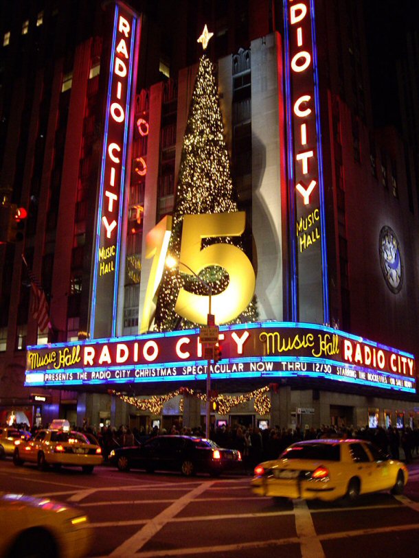 Radio City Music Hall in NYC is one of the best places to see a concert in the entire world