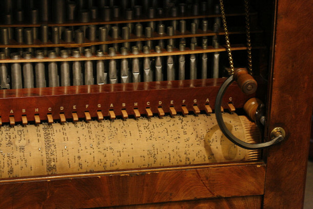 Crank Powered Mini Pipe Organ Music Box
