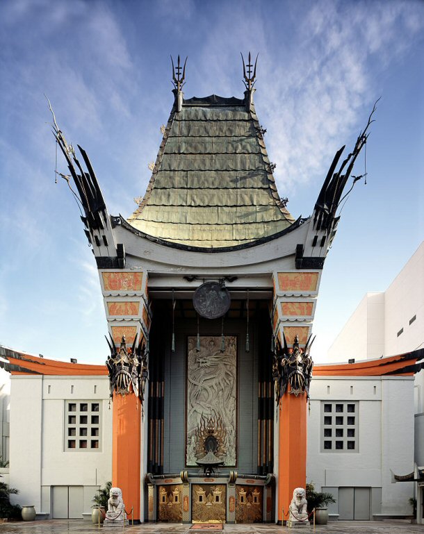The TCL Chinese Theatre is in Hollywood, California.